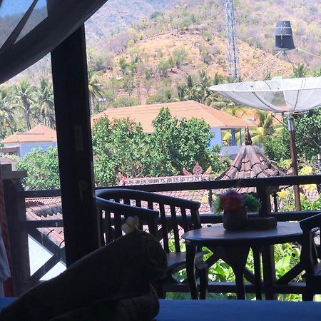 Tira Amed Homestay Екстер'єр фото