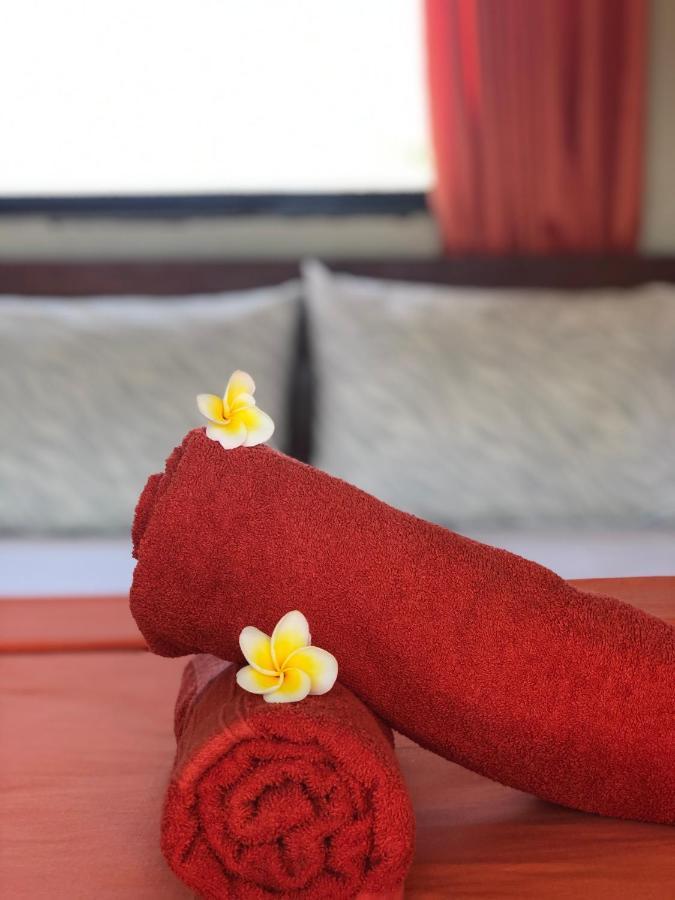 Tira Amed Homestay Екстер'єр фото