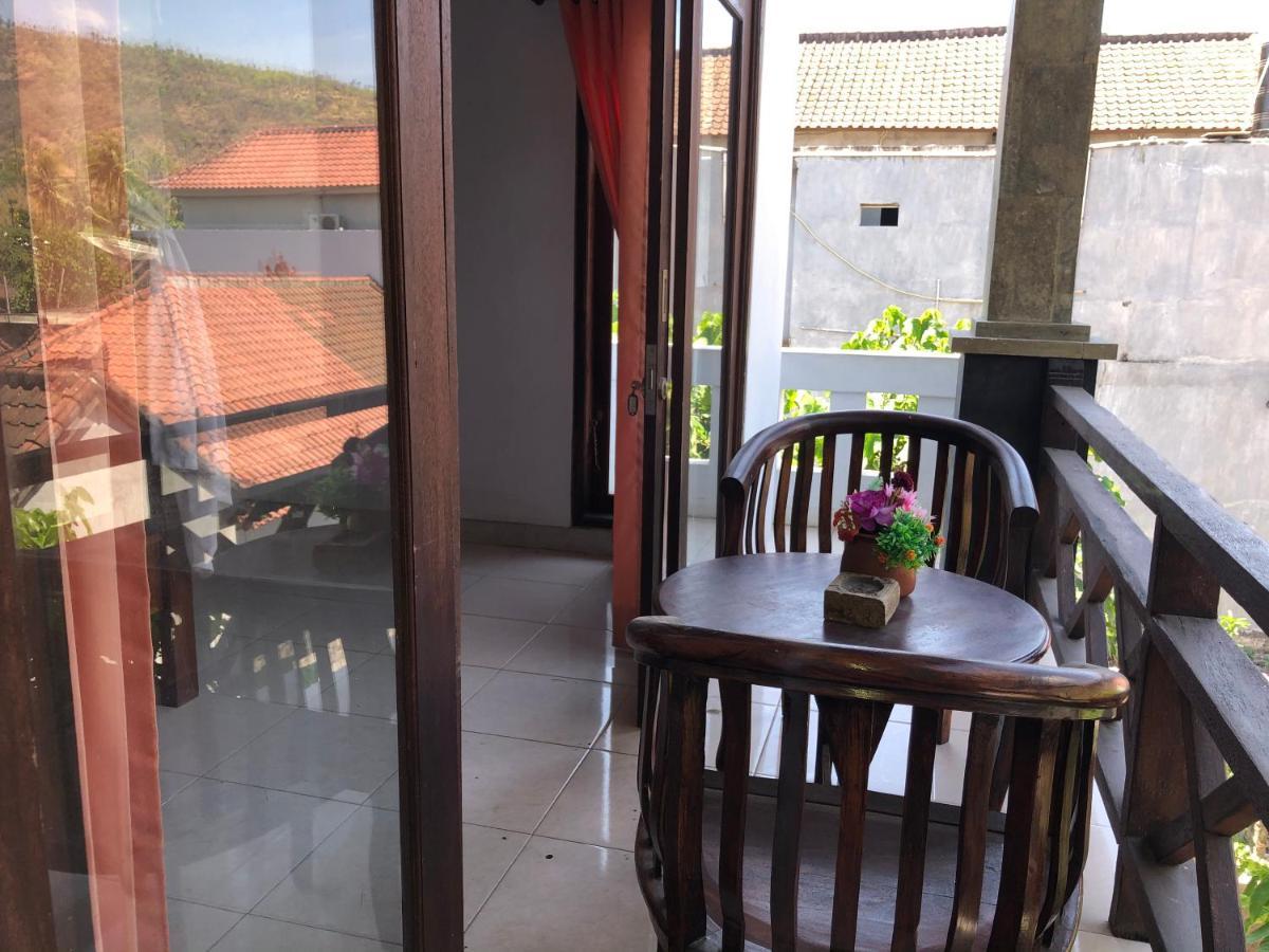 Tira Amed Homestay Екстер'єр фото