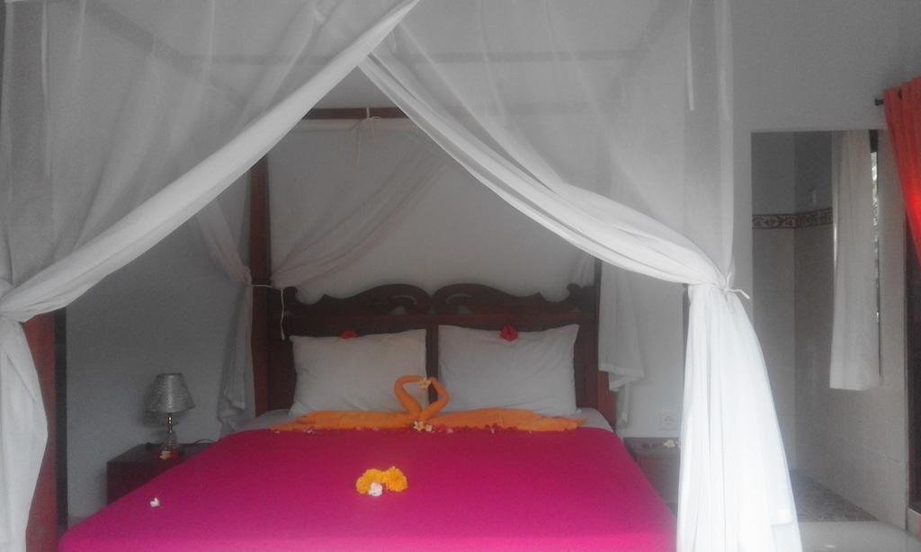 Tira Amed Homestay Екстер'єр фото